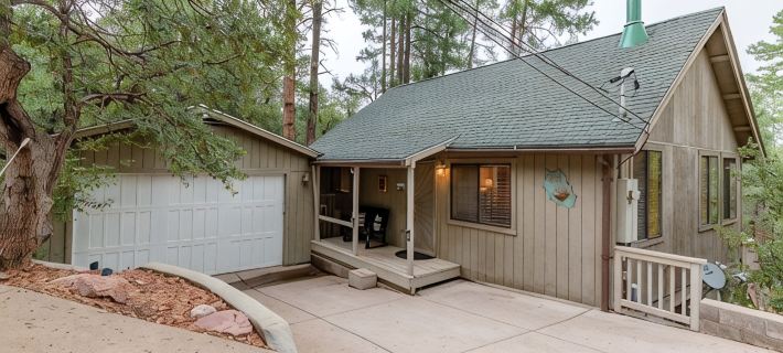 3BR+Loft, Pet-Friendly w/  Hot Tub + Arcade Hotels in Pine