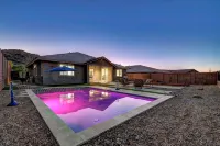 Estrella Mountain 5 Bdrm w/Views, Pool, and Games! - สระว่ายน้ำส่วนตัว