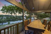 The Armadillo Villa! Hillside Haven with a Panoramic View of the Colorado River - 3-Star
