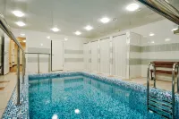 Sibir Hotel - parking
