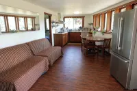 Otter Lake B&B, Denman Island, BC, Canadafamily friendly, coastal