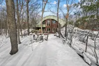 Sunset Burrow Retreat in Roscommon, MI - whole house, 3 bed, 2.5 bath! - Wifi