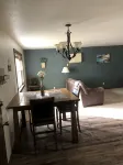 Clean and Comfy!! 2 Bedrooms!