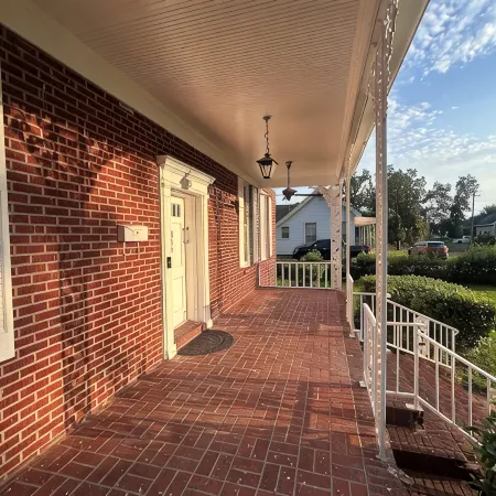 Magnolia State Winter Escape – Beautiful 3Br Family Home