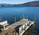 “Carriage House” Walking Distance Private 5 Acres. - 4-Star