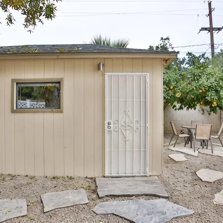 Newly Renovated Casita in Mesa, King-Sized Bed and Lightening Fast WiFi