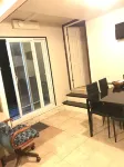 Convenient and clean studio near the beach and Newport. - 3-Star