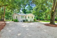 NEW LISTING! Peaceful, Fairhope Cottage - Country Houses