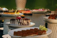 Grand Serendib Hotel - breakfast
