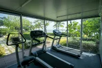 Escape Condominium Beachfront Suites - Mae Phim