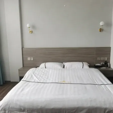Shipingford Hotel (Longpeng Town)