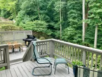Wooded Hillside Retreat in Waldorf, MD - Top 10% and Guest favorite elsewhere