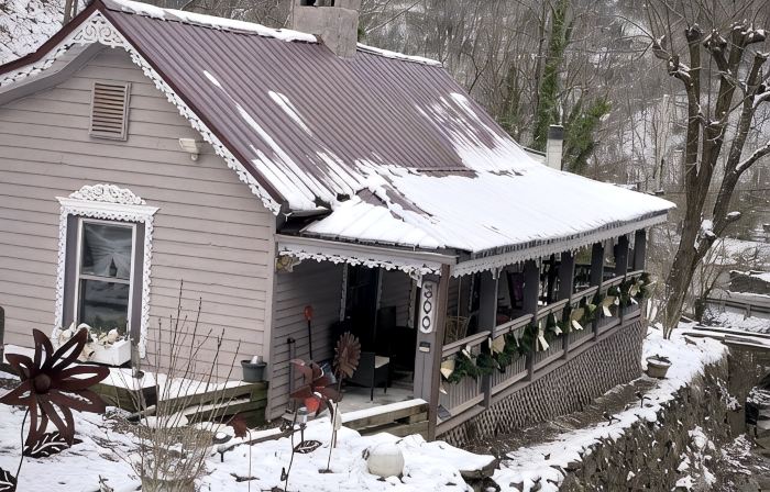 Plum Crooked Poet’s Cottage ~  Once Upon A Time ~ Downtown Marshall