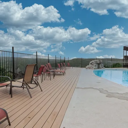Perfect for Large Families-Lakeview Lodge - Sleeps 18 -Pools - Next to Sdc