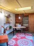 Stylish Apartment in Historic Downtown Parkville - 2-stjärniga