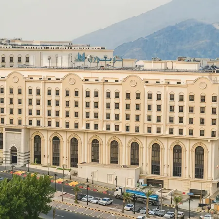 Copthorne Makkah Al Naseem Отели рядом с достопримечательностью «Долина Мина»