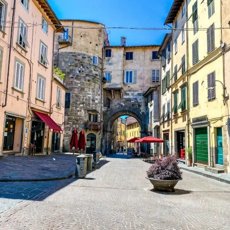 Ororosa Lucca City Center Apartment
