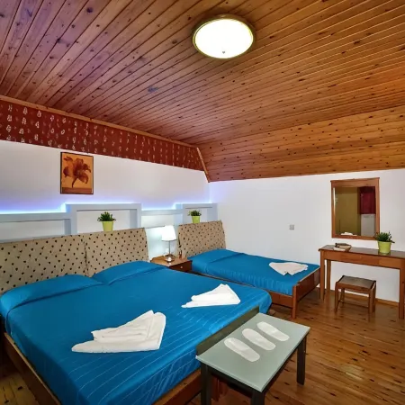 Mythos- Platanias- Hotel -Apts