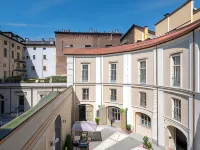 Oriana Homèl Torino Hotels near بورغو دورا