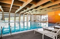 Abba Burgos - Pools