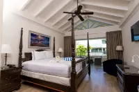 Savannah Beach Club Hotel & Spa