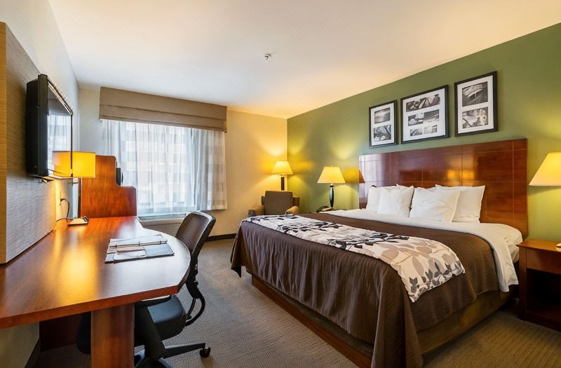Sleep Inn & Suites