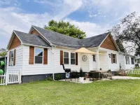 Lakewoods Cottage