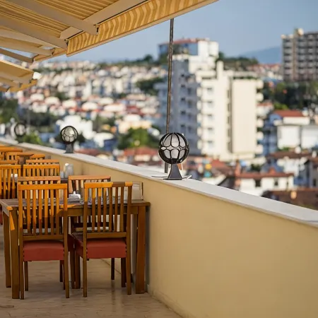 Tuntas Family Suites Kusadasi