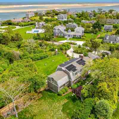 Stunning Beach Retreat - Walk to Beach - Chatham Bars Inn - Town + Game Room Hotel Exterior