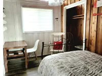 Waterfront cottage @ Muskoka Pines kayaks/ fireplace /bbq/firepit Hotels in Gravenhurst