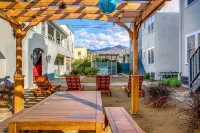 LONG TERM - EXTENDED STAY - ONE Block to City Center.   LUX Retro.  Free Parking - Homestays