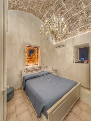 spacius & Charming Historic Apartament in the Heart of Alghero - Holiday Apartments