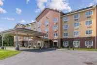 Saco Bay Hotel - Pools