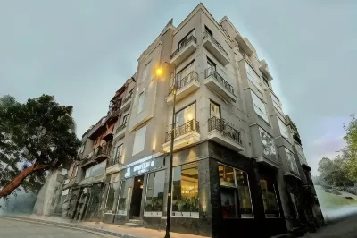 Amritara Sadka Hotels in 