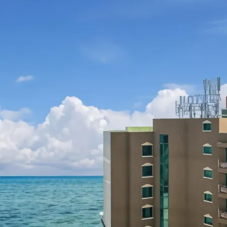 Yang Yang Port View Hotel