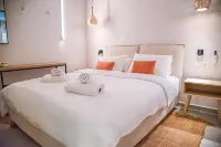 Princess Hotel - Pet Friendly