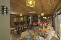 Spin Designer Hostel - El Nido - breakfast