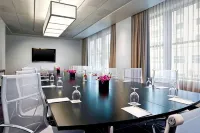 W Minneapolis - the Foshay - spa