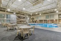 Clarion Hotel & Suites