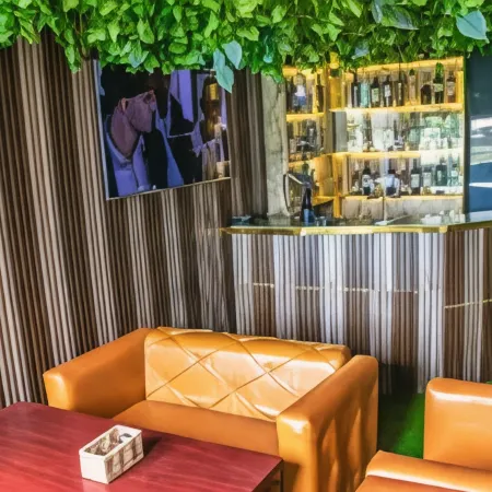 Laycon Hotel and Suites