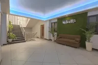 Hotel Shrimmaya