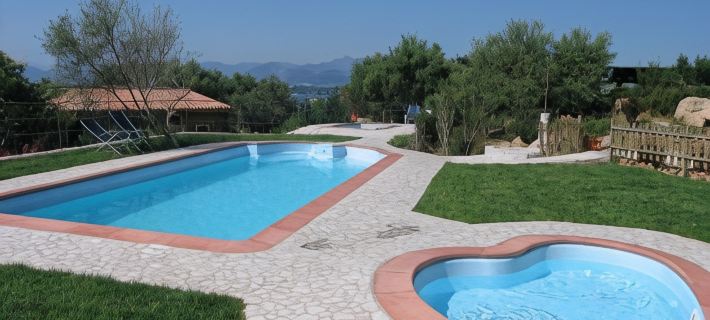 Residence Baia Salinedda Отели в г. Сан-Теодоро
