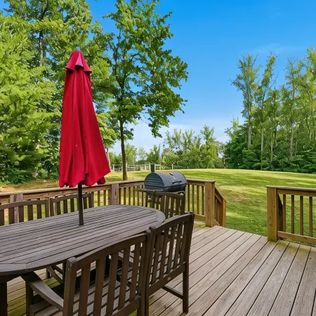 Scenic Mountain Getaway with a Firepit and Amazing Views of Mountains and Horses