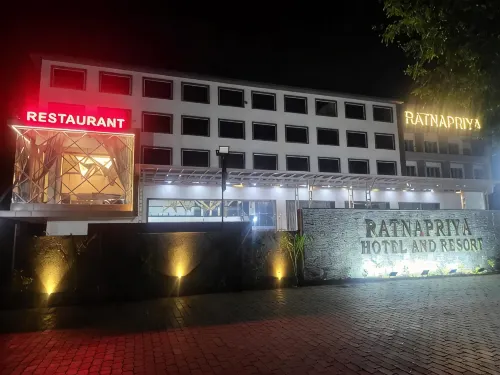 Ratnapriya Hotel and Resort - 4-Star