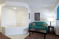 Country Inn & Suites by Radisson, Murrells Inlet, SC - Pet friendly