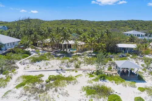 Lattitude Adjustment Luxury Gated Beach Front Paradise - Pools