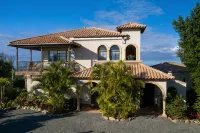 Alta Vista is Beautiful w Private Pool Incredible Views ACs & Backup Generator - Pool