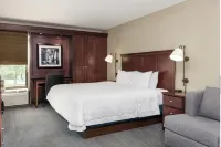 Hampton Inn & Suites by Hilton Indianapolis South Greenwood - 2-Star