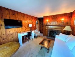 Cape Cod Motor Inn