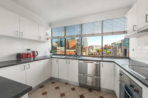 Amazing Astor ~ 2bed, 2bath, 1car, Pool! - 2-Star